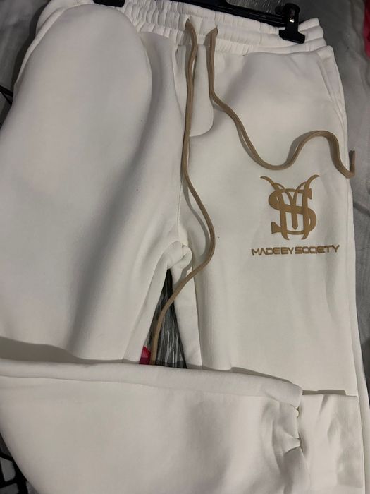 Trening Made By Society