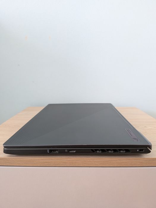 Asus Rog Zephyrus G15 2K Ryzen 9 6900HS/8/512/RTX 3060/165Hz
