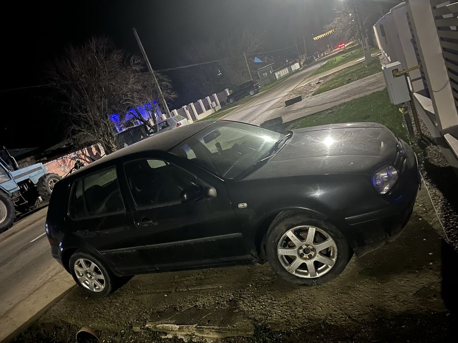 Masina de vanzare Golf4