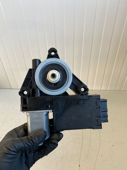 Modul usa dreapta spate VOLVO XC90 XC60 S60 V60 S90 V90 XC40 2015+ 31674760 31349759 32283267