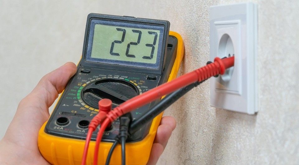 Электрик. Установка люстры. Подключение плиты. Замена розетки