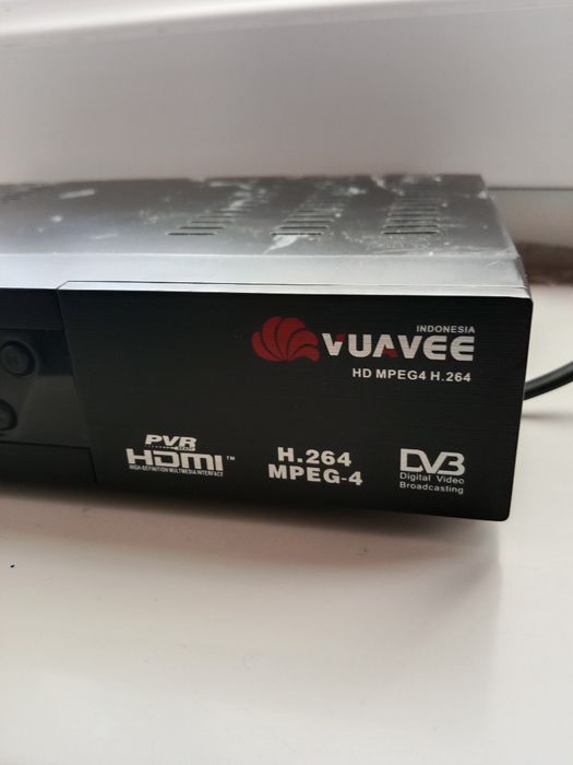 Продается тюнер без пульта