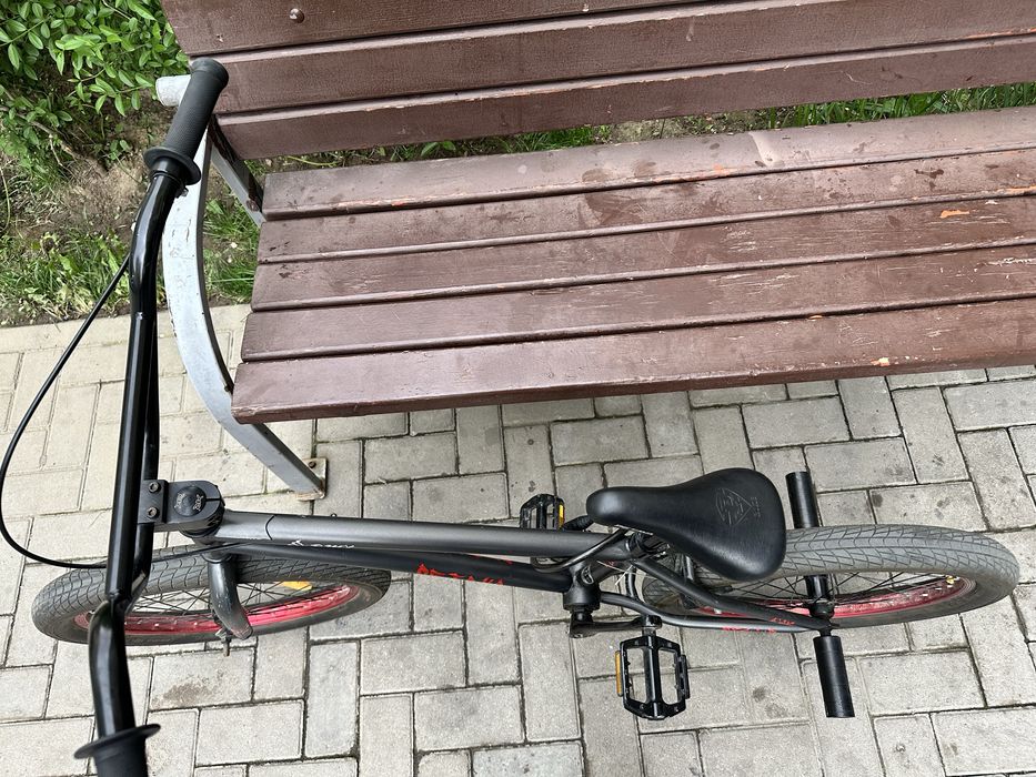 продам бмх срочно