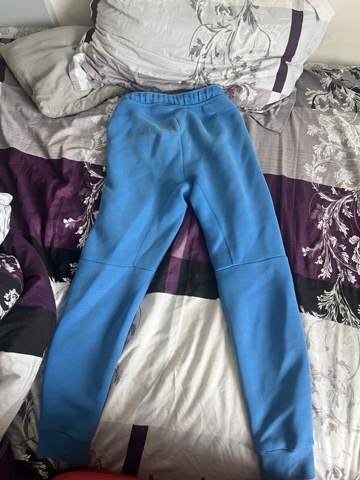 Pantaloni tech albastri
