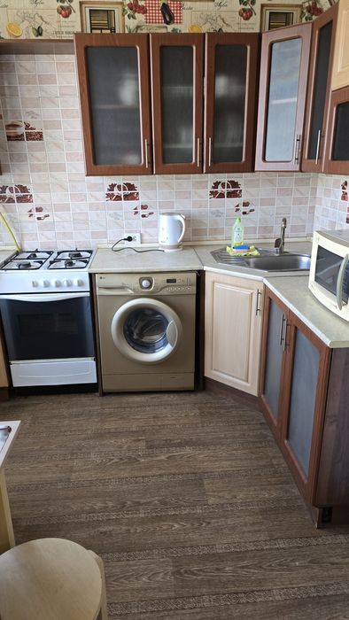 Посуточно, 1 комн. квартира, 12 мкр.