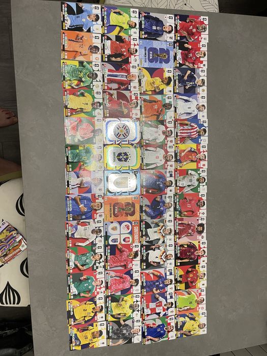 Продавам колекция от 70 карти Panini Adrenalyn XL FIFA World Cup 2026.