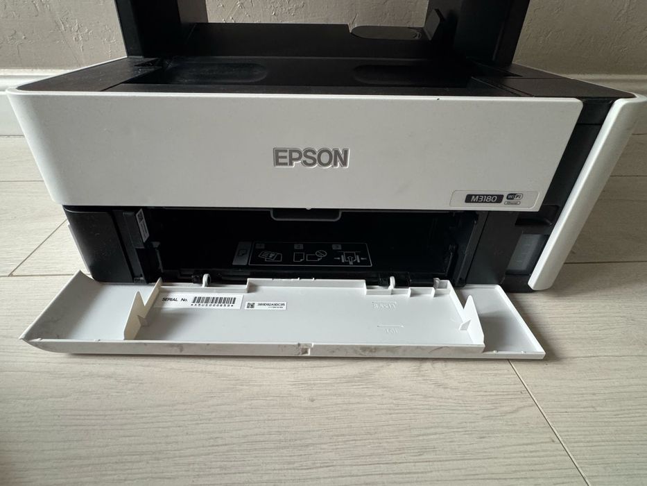 4 в 1 - Принтер-копир-сканер-факс Epson M3180