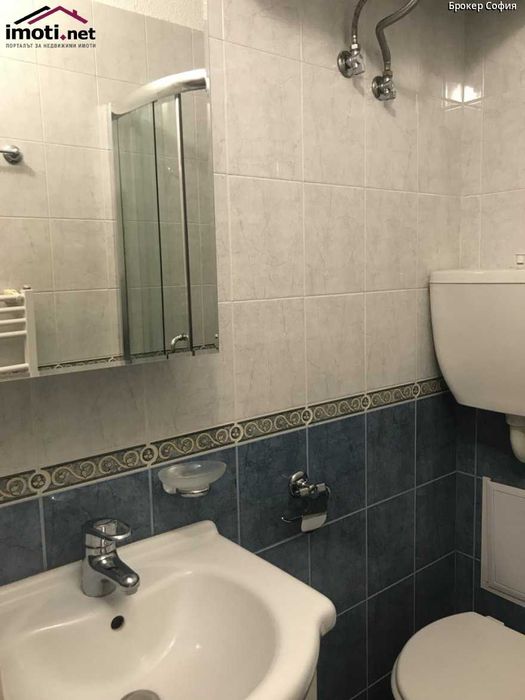 Дава се под наем Двустаен апартамент в София, Център - 55 кв.м за 620 € - Снимка #4