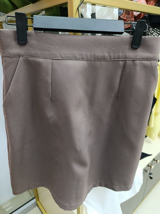 Продам  женские юбки