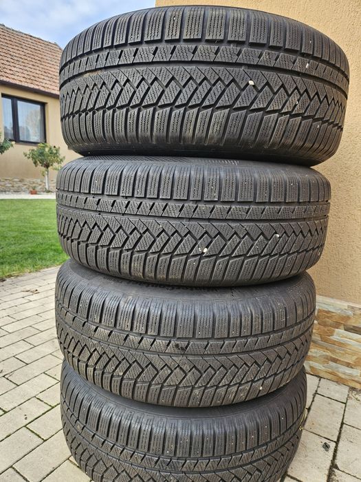 245 65 17 Continental ts 85op Jante Amarok