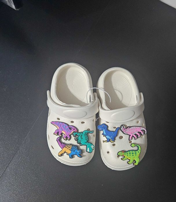 Papuci, marime 23-24