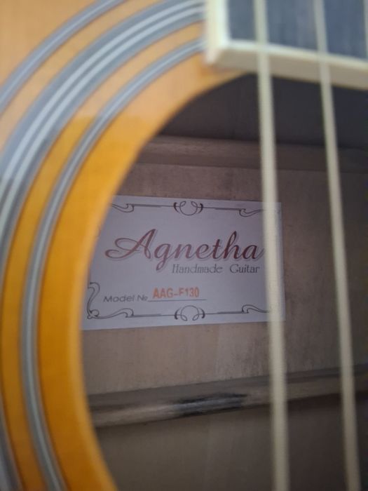 Продам акустическая гитара. Agnetha