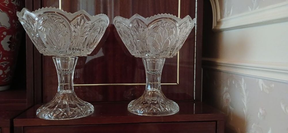 Hrustal oyoli rasiskiy