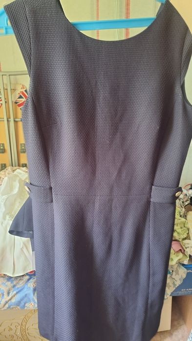 Продам женский костюм