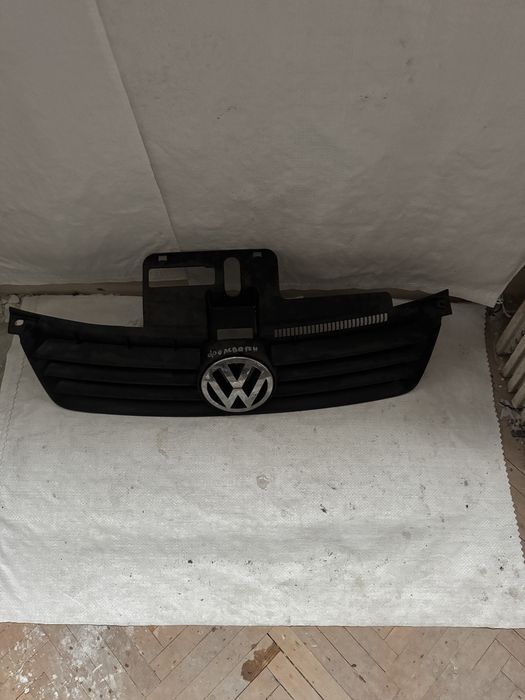 Оригинална решетка VW Polo 4 9N