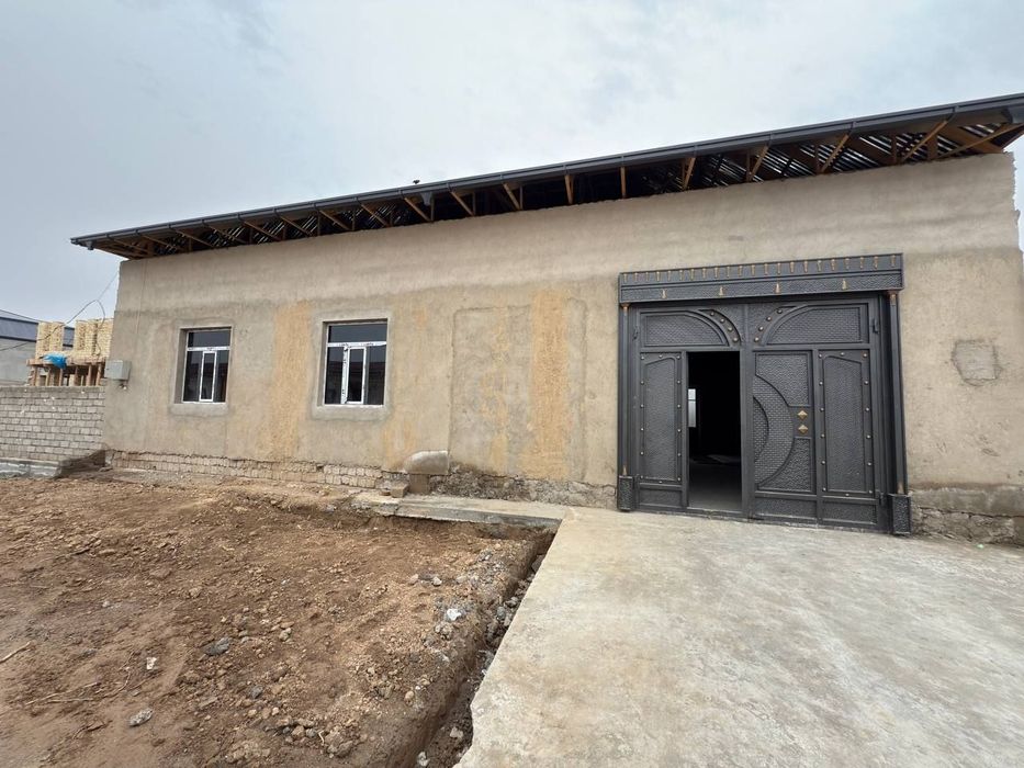 Qarshidan uy sotiladi