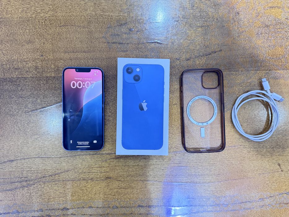 iPhone 13 идеал холатдаги