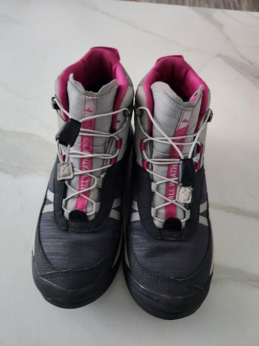 Детски зимни боти