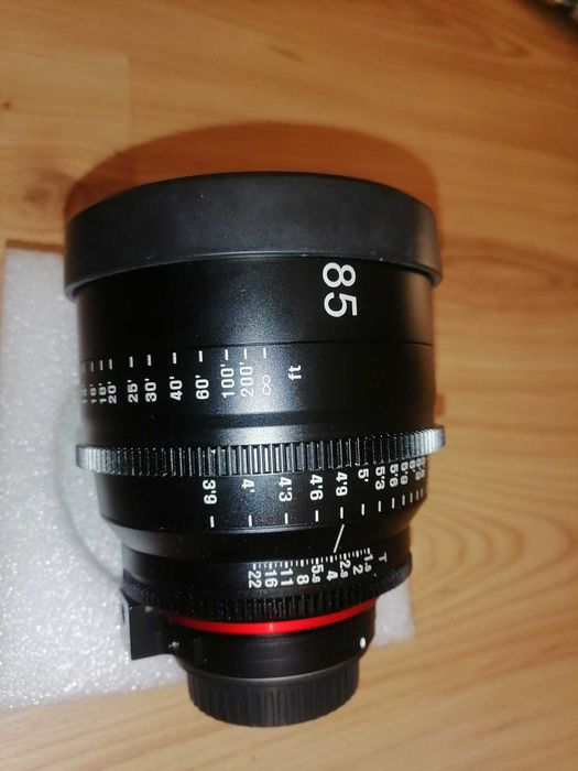Продавам обектив XEEN 85mm T1.5