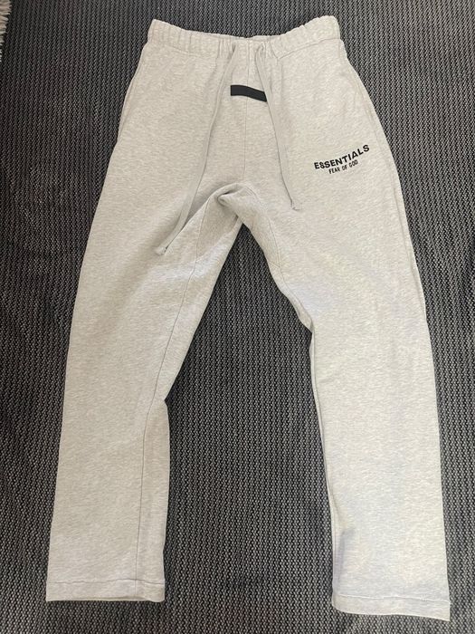 Pantaloni Essentials