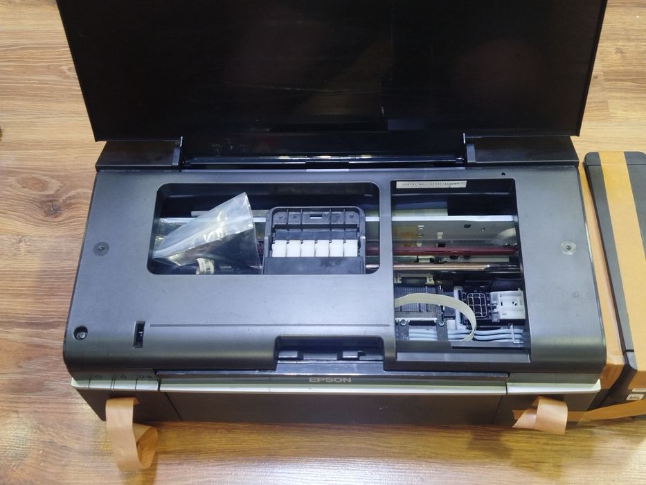 Принтер Epson L800