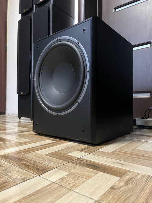 RezervatSubwoofer Magnat Monitor Suprem 302A