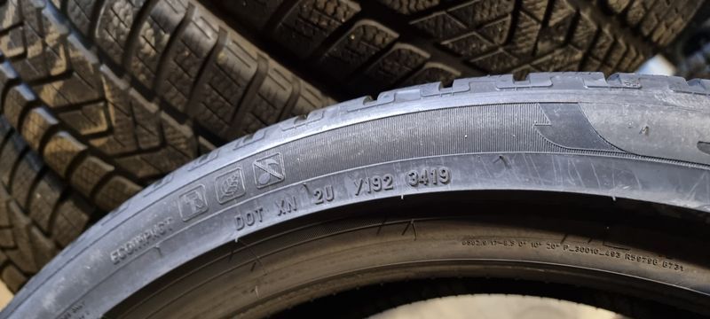 255/40/22 PIRELLI 4бр
