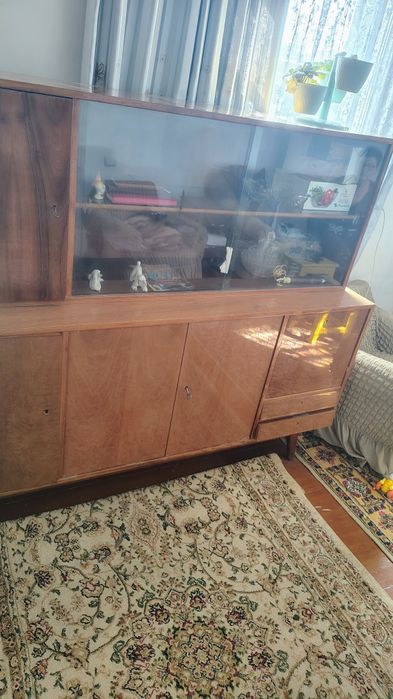 Продам мебель, хоз. утварь, посуду