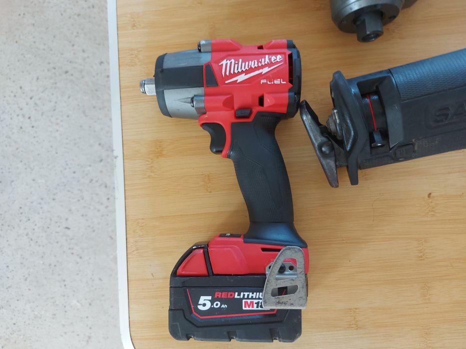 Milwaukee scule electrice m18