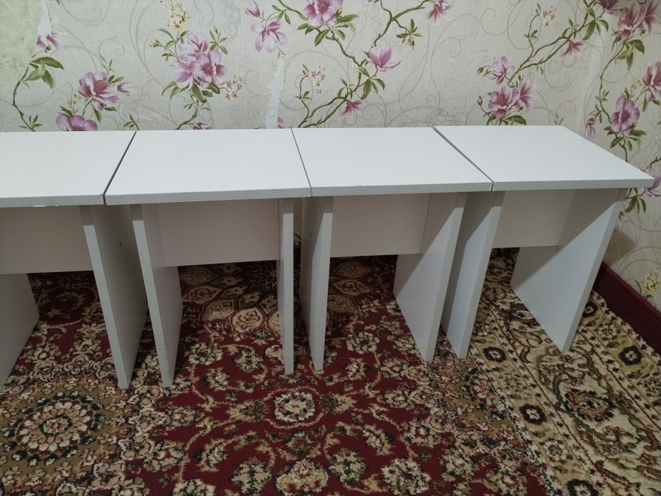 Табуретки ,Стулья 6 шт