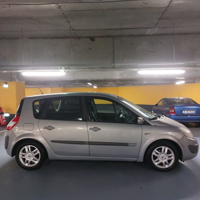 RENAULT Grand Scenic 2005 — imagine 2