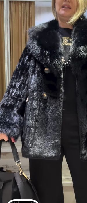 Ново черно палто от еко кожа