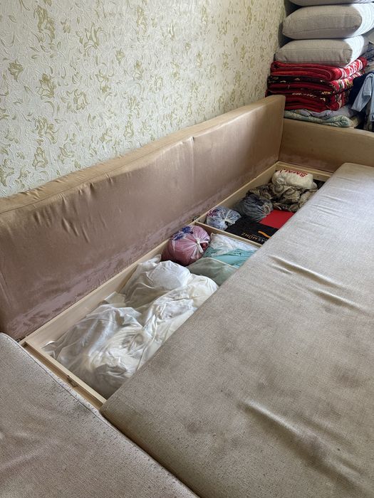 Продам диван раздвижной