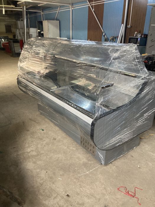 Vitrina frigorifica orizontala  pentru mezeluri/ diferite culori