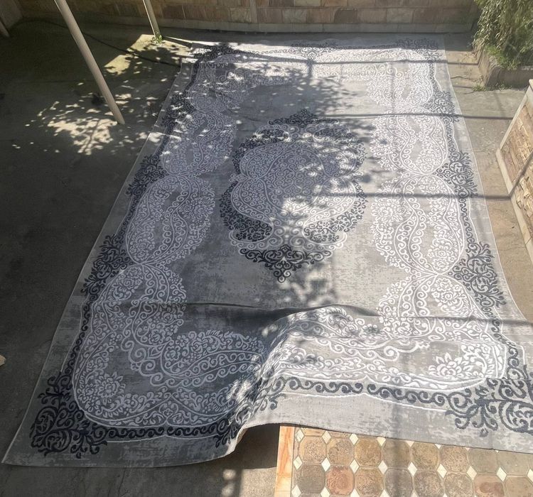 Продается ковёр шах