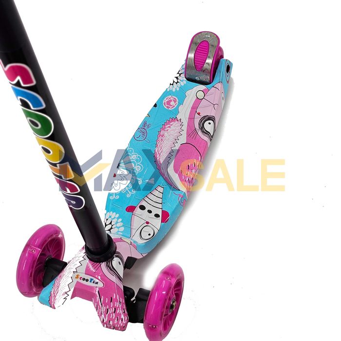 Тротинетка триколка синьо с розово деца спорт 3 светещи колела