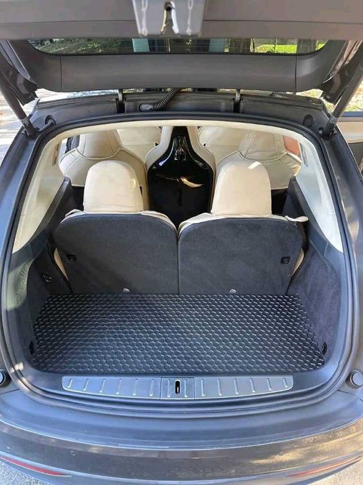 Tesla Model X 90D 7 мест  (все места электро)