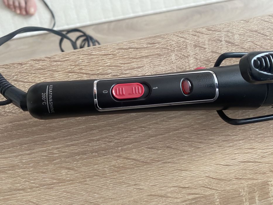 Продам плойку Rowenta 6 тыс.