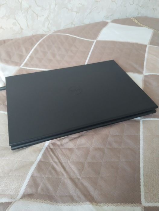 Продам ноутбук Делл i7