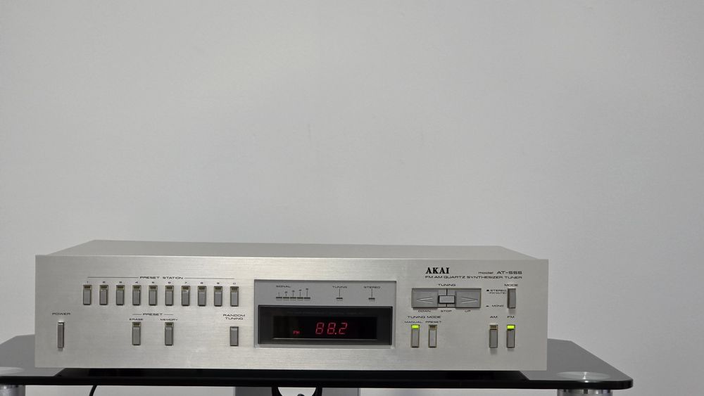 Tuner stereo Akai AT-S55