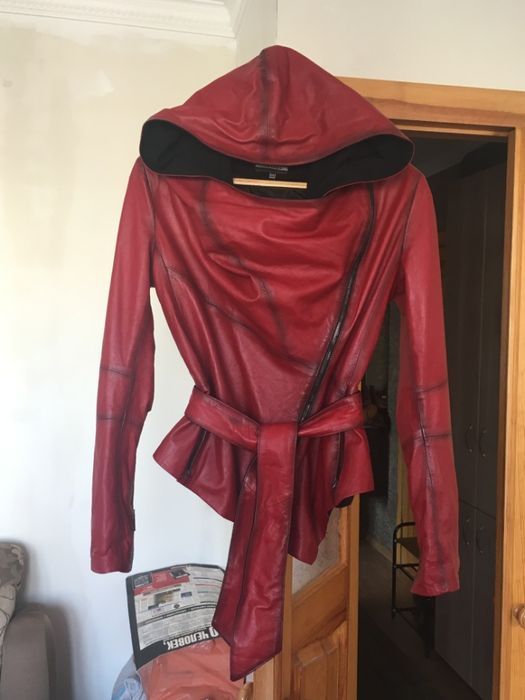 Продам куртку кожаную