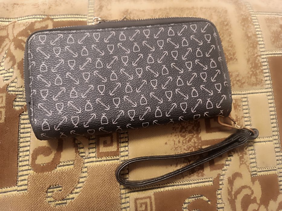 Кошелек женский.