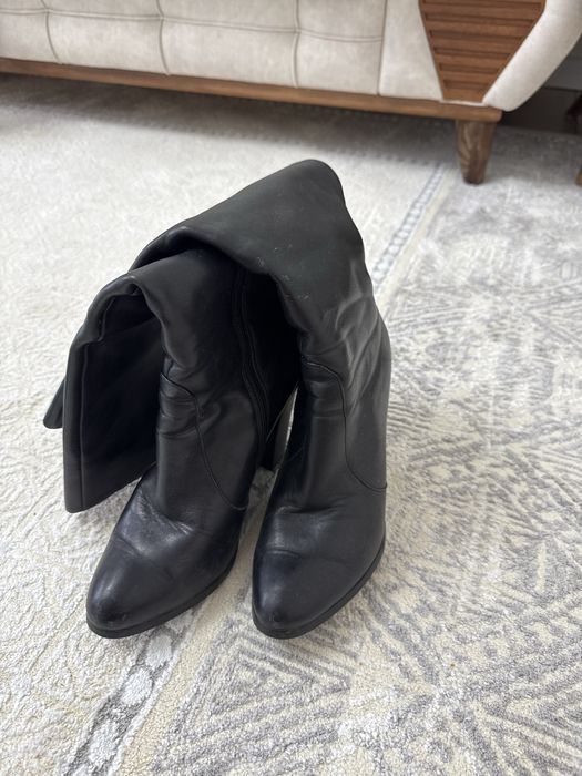 Продам кожаные сапоги