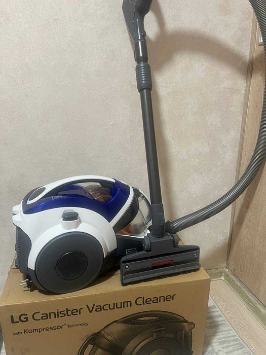 Продаю Пылесос LG Kompressor