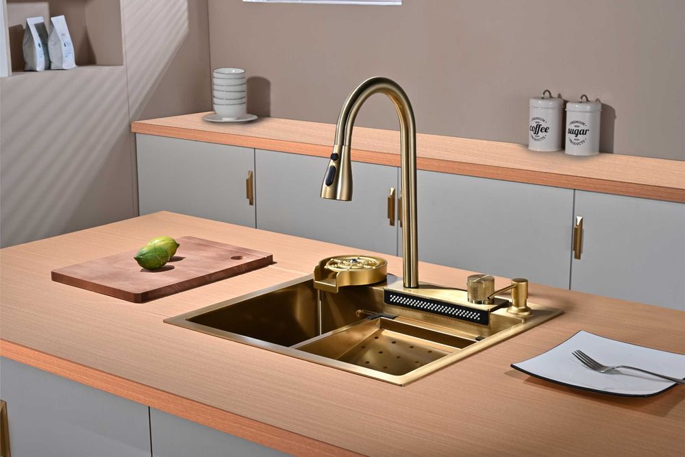 Златна мултифункционална кухненска мивка 50см