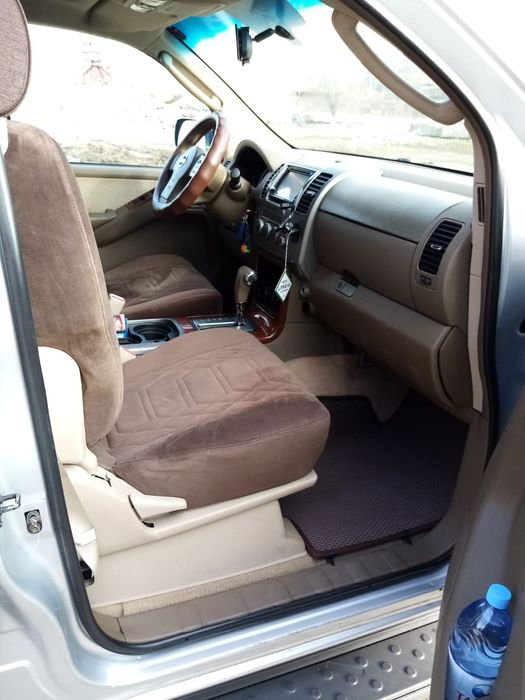 Продам Nissan pathfinder