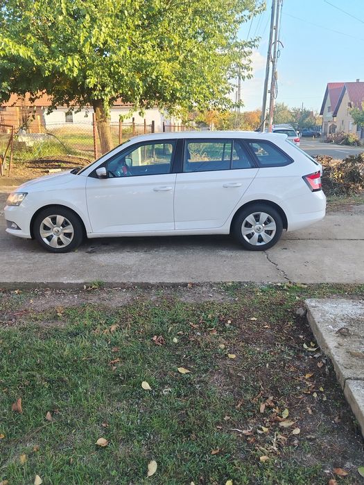 SKODA Fabia 2015 — imagine 4
