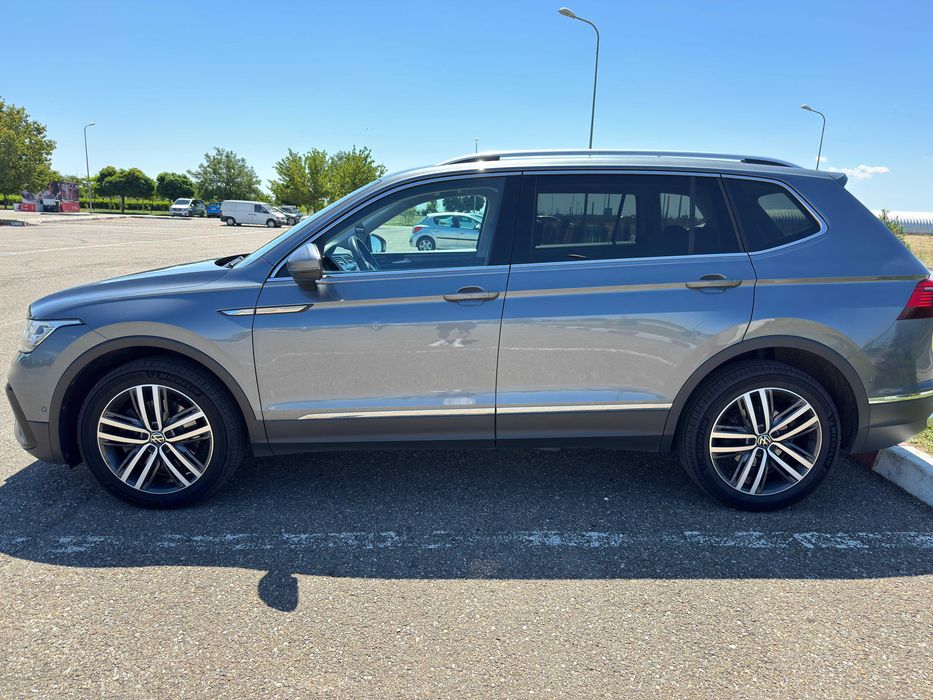 Vând Volkswagen Tiguan Allspace Elegance 2.0 TDI 4Motion DSG an fabricație 2021