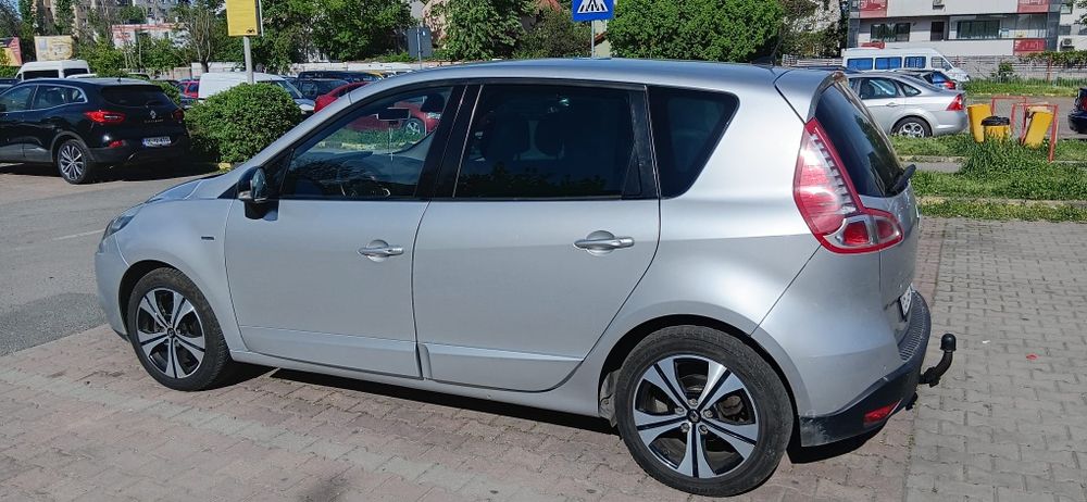 RENAULT Scenic 2012 — imagine 4