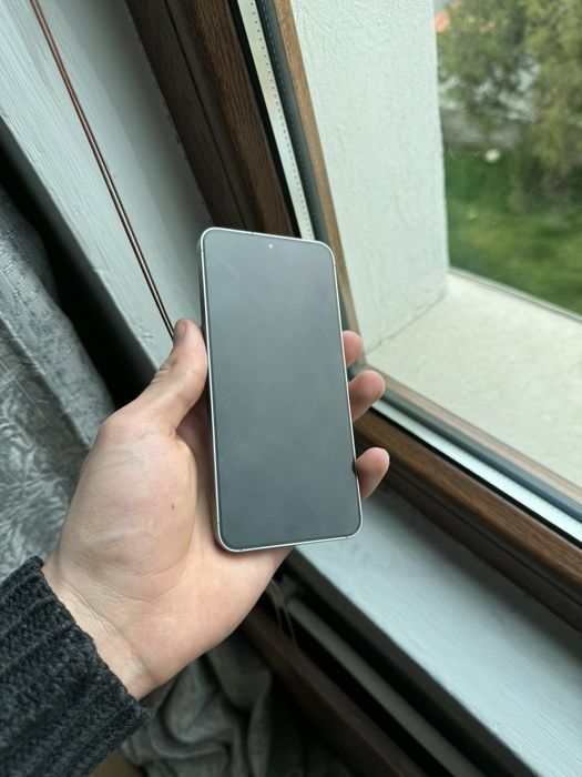 Като Чисто Нов Samsung Galaxy S25 гаранция 256GB 100% Battery